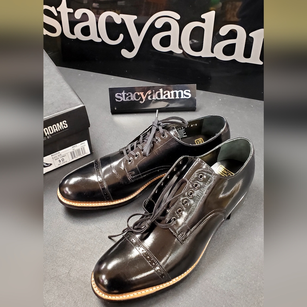 New Stacy Adams Madison Cap Toe Oxford Shoe Size 9.5 D New in box ships b4…